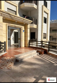  5 غير مفروشة