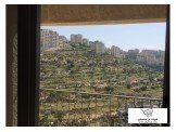 شقة ثلاث غرف غير مفروشة
