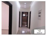 شقة ثلاث غرف غير مفروشة Image 3