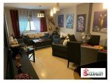 شقة ثلاث غرف غير مفروشة