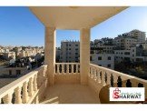 شقة ثلاث غرف غير مفروشة