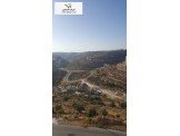 شقة ثلاث غرف غير مفروشة