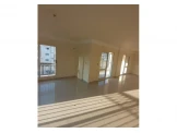 شقة سكنية بمساحة 184m 