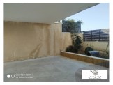 شقة ثلاث غرف غير مفروشة