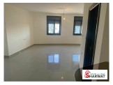 شقة غرفتين غير مفروشة