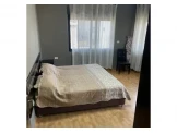 الشقة دور تالت بحالة ممتازة Image 3