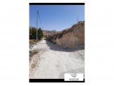 ارض صالحه للبناء ع شارع طريق فرعية بجنبها اسكانات Image 3