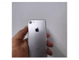 ايفون 7  بحاله ممتازه Image 2
