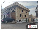 للبيع - محل مع سدة