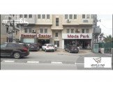 للايجار - اربع محلات على الشارع العام بمساحة اجمالية 270 متر Image 3