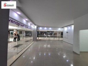 محلات عدد ⁦⁦2⁩⁩. في الهيبرون سنتر ⁦⁦A⁩⁩, الطابق الخامس المحلات مطلة على السوق وفي موقع مميز. المحلين مؤجرات Image 3