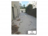 للبيع - ٣ حواصل بمساحات مفتوحة بمواصفات عالية للبيع  Image 3