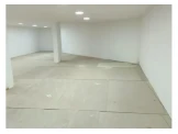 مخزن كبير للإيجار 