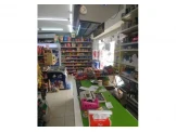 سوبرماركت صغير جاهز و شغال ، ثلاجتين و رفوف و مزكان و بضاعة Image 3