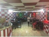 للبيع - مطعم بروست ديكور فخم