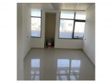 مكاتب ومحلات للايجار Image 2