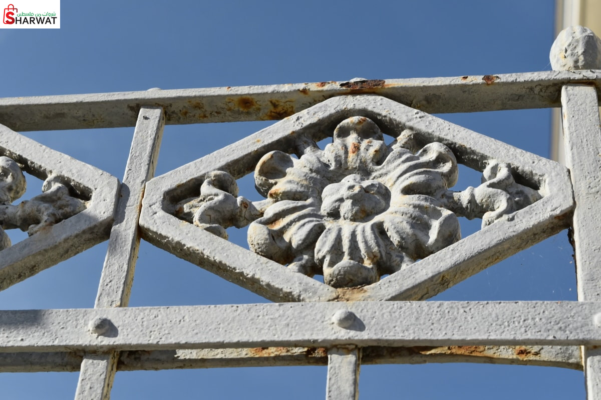 شركة الزخرفة لتشكيل المعادن والتج...