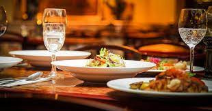 مطعم عالحطب