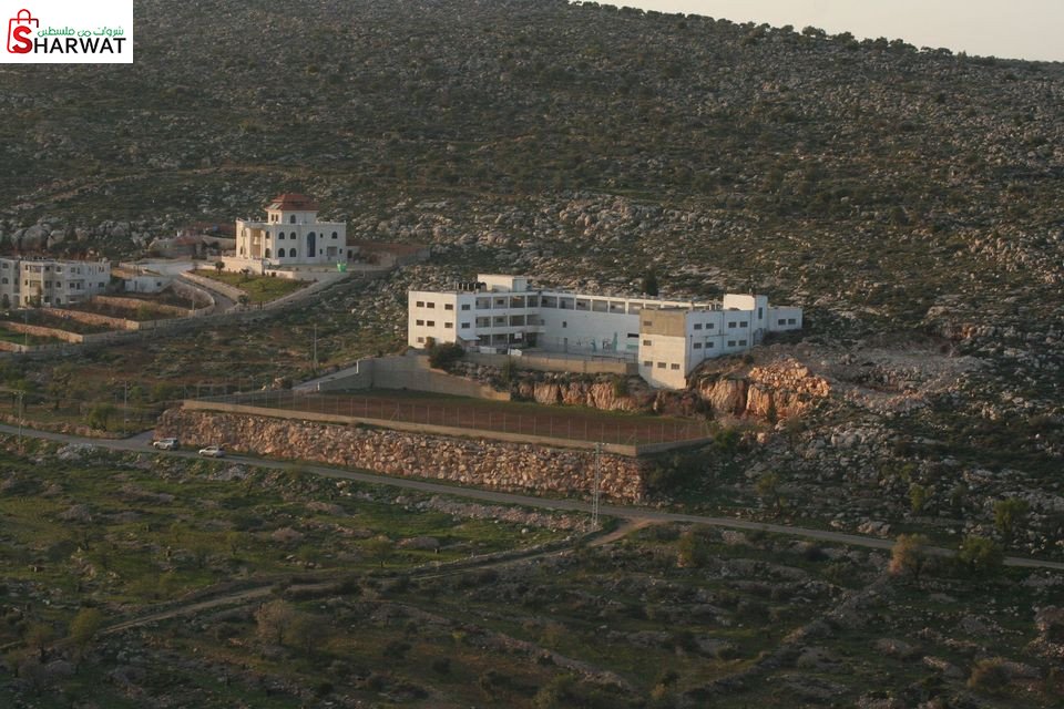 مدرسة ذكور ابو فلاح الثانوية