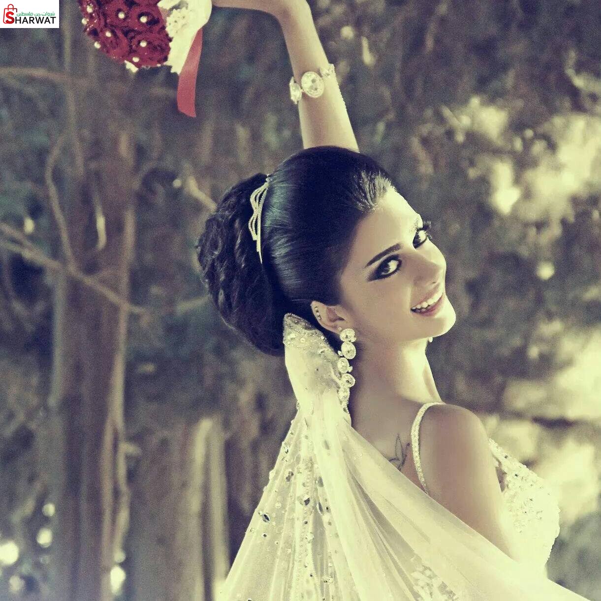مشغل روزاليندا لبدلات العرائس