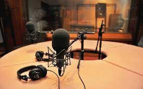 اذاعة و راديو  مدى اف ام